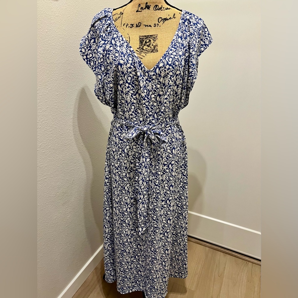 New LOFT Patterned Maxi Dress